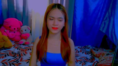 Snapshot of _xxlilly chatting on May 2026 05:05:02 AM _xxlilly online show from May 2026 05:05:02 AM
