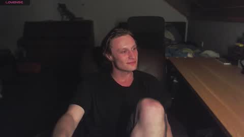 _yourcuteboy_ online show from September 2025 10:37:02 PM