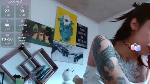 Zoe  online show from April 2026 04:23:01 PM