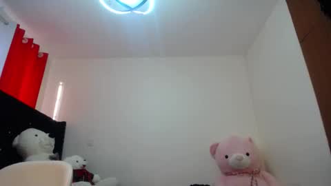 Snapshot of _zoilah chatting on December 2024 03:05:01 PM Zoilah online show from December 2024 03:05:01 PM