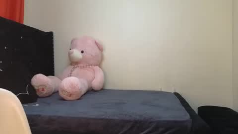 Snapshot of _zoilah chatting on January 2025 03:45:02 AM Zoilah online show from January 2025 03:45:02 AM