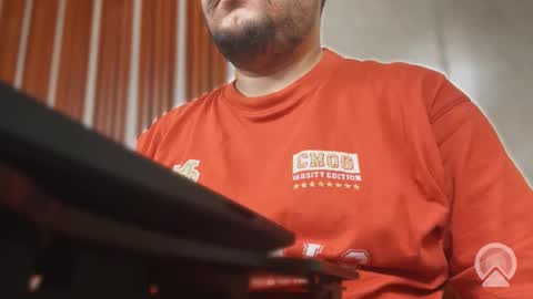 Sleepy owl online show from October 2025 11:13:02 AM