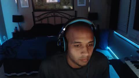 a4orce online show from April 2026 02:01:01 AM