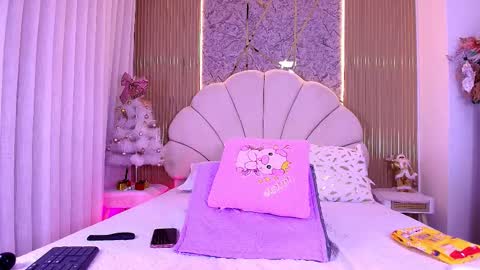 Aisha online show from November 2025 12:05:02 PM