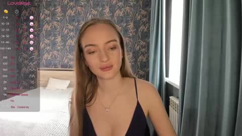 Adelina online show from March 2025 01:03:02 PM