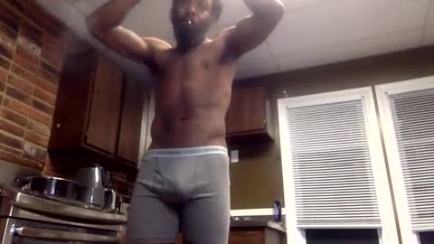 a_rizzy85 online show from May 2026 02:29:02 AM