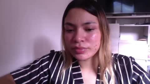 a_ross01 online show from October 2025 07:16:02 PM