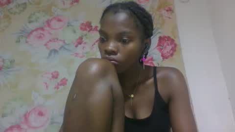 aadienne online show from March 2026 07:25:01 PM