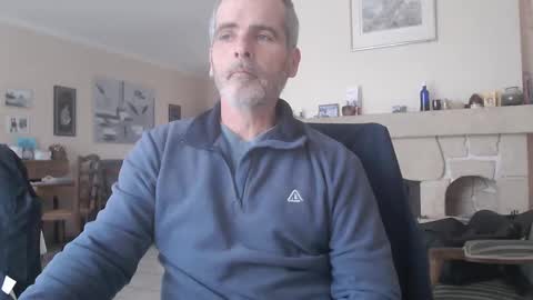 Aalex1717 online show from December 2024 03:24:02 PM