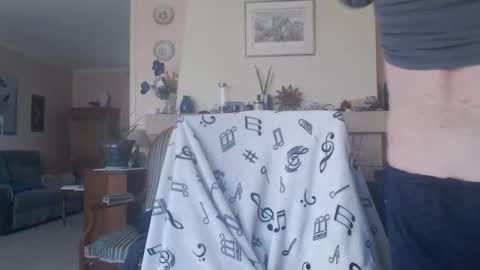 Aalex1717 online show from March 2026 07:25:02 AM