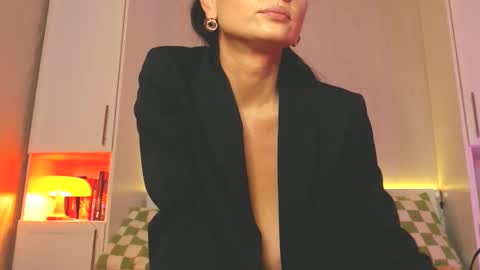 Snapshot of aamica chatting on January 2025 09:34:01 PM Lea online show from January 2025 09:34:01 PM