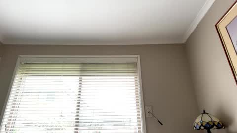 Kris online show from November 2025 09:20:02 PM