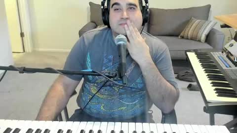 Aaron online show from May 2026 10:39:01 PM