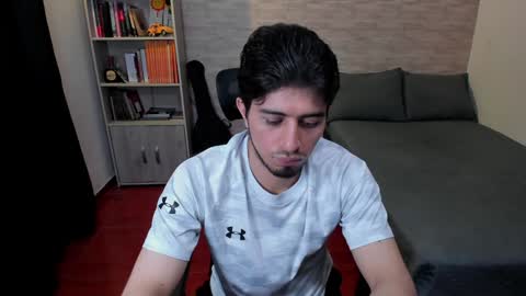 Aaron online show from February 2025 06:07:01 PM