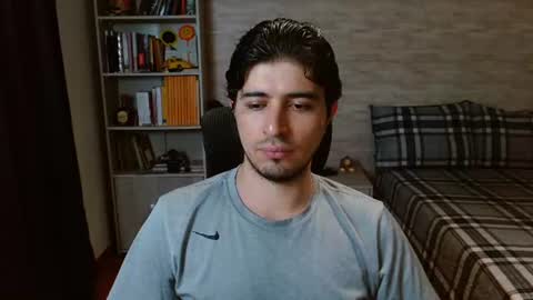 Aaron online show from July 2026 07:38:02 PM