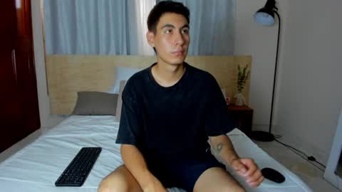 aaron_revolt online show from July 2026 07:51:01 PM