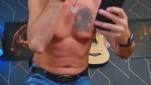 Aaron online show from September 2025 06:25:02 AM