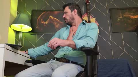 Aaron online show from January 2026 01:16:02 PM