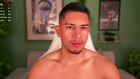 AARON  online show from February 2025 09:03:01 AM