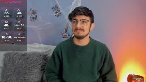 aaronfuentes7 online show from October 2025 01:33:02 PM