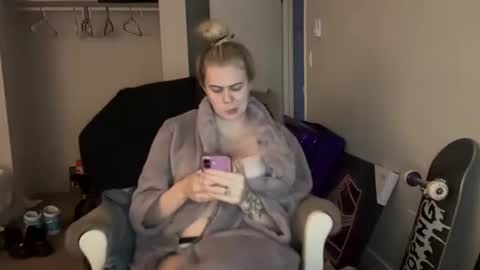 ababyy2901 online show from October 2025 06:59:01 AM