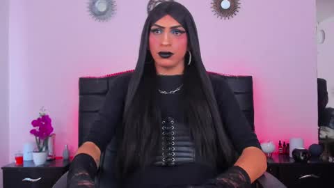 Abbigail Fuster  online show from February 2025 02:06:02 PM