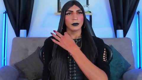 Abbigail Fuster  online show from June 2026 10:32:01 AM