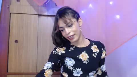 Violet online show from December 2024 05:11:02 AM