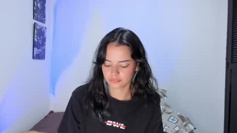 Snapshot of abby_saenz01 chatting on September 2025 06:00:01 PM Abby Saenz online show from September 2025 06:00:01 PM