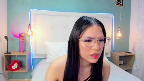 Abby Dixon  online show from February 2025 11:56:02 PM