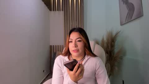 ABBY online show from November 2025 08:32:01 PM