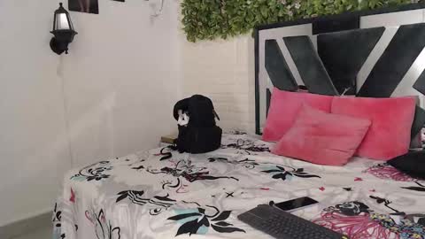 abby online show from October 2025 09:24:01 PM