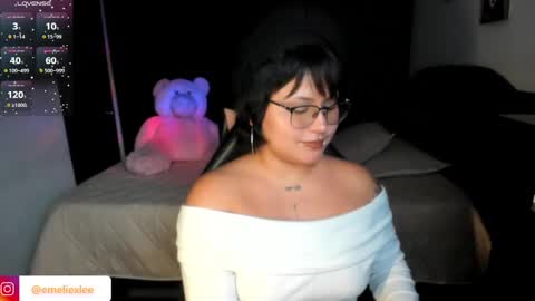 Snapshot of abbyxlee chatting on February 2025 10:25:01 PM online show from February 2025 10:25:01 PM