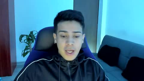 Snapshot of abelasburgo chatting on November 2025 12:49:02 AM Independence model AbelAsburgo online show from November 2025 12:49:02 AM