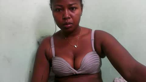 Snapshot of abella677022 chatting on February 2026 02:41:01 AM abella677022 online show from February 2026 02:41:01 AM