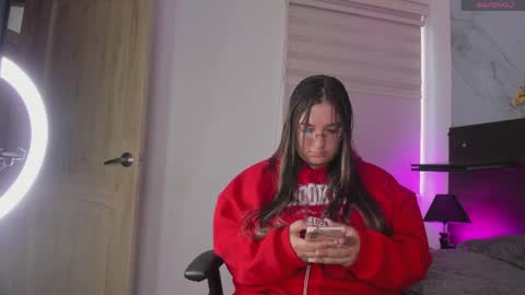 abella_as_ online show from April 2026 02:03:02 PM