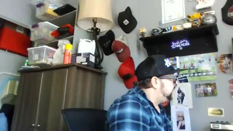 AJ online show from May 2026 04:04:02 PM