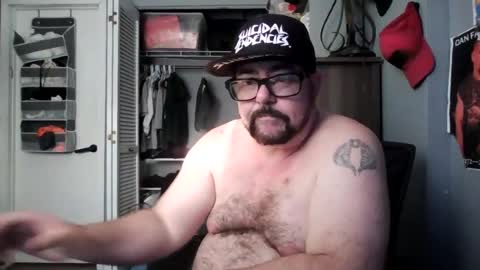 Snapshot of abennett76 chatting on June 2026 02:36:01 AM AJ online show from June 2026 02:36:01 AM