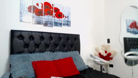 Abigail online show from November 2025 12:31:02 PM