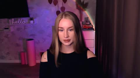 Anna online show from October 2025 06:52:01 PM