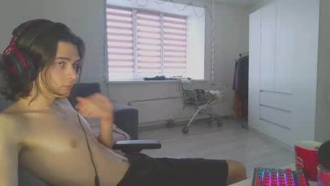 Snapshot of abobus123 chatting on December 2024 09:28:01 AM hi  cum in pvt noi extra tip online show from December 2024 09:28:01 AM