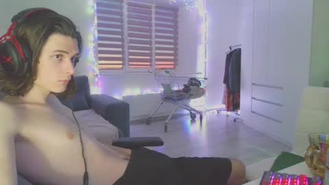 Snapshot of abobus123 chatting on December 2024 12:24:01 PM hi  cum in pvt noi extra tip online show from December 2024 12:24:01 PM