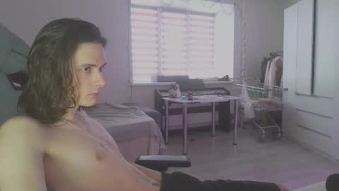 Snapshot of abobus123 chatting on February 2025 12:21:01 PM hi  cum in pvt noi extra tip online show from February 2025 12:21:01 PM