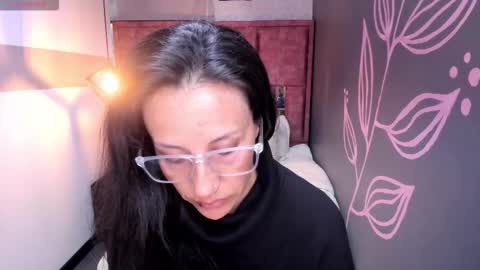 ABRIL online show from November 2025 11:43:01 AM