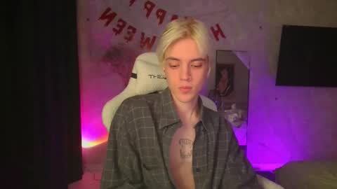 Nick online show from November 2025 04:51:01 PM