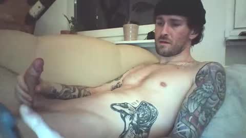 achix2704 online show from February 2026 09:35:01 PM