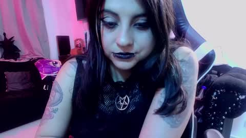 Snapshot of acid_alice666 chatting on May 2026 03:04:02 AM Alice online show from May 2026 03:04:02 AM