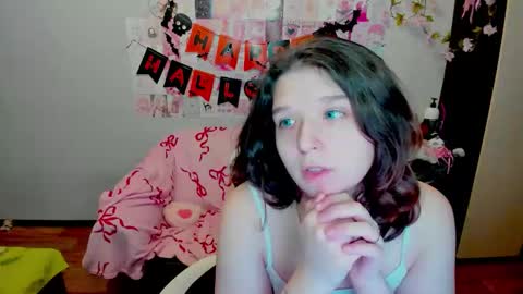 Snapshot of acid_kate chatting on October 2025 01:46:01 AM Kate online show from October 2025 01:46:01 AM