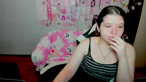 Snapshot of acid_kate chatting on November 2025 12:32:01 AM Kate online show from November 2025 12:32:01 AM