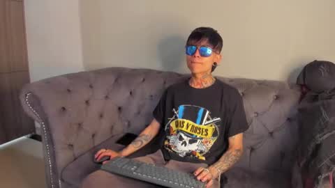 Acid Milo online show from December 2024 04:26:01 PM